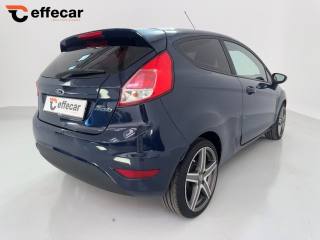 FORD Fiesta usata, con Autoradio