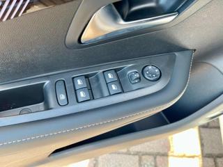 PEUGEOT 208 usata, con Vivavoce
