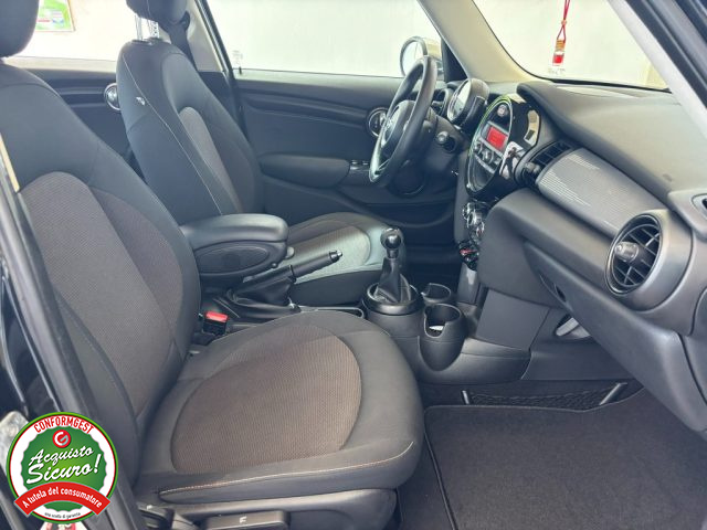 MINI One usata, con Autoradio