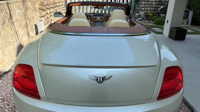 BENTLEY Continental usata, con Sensori di parcheggio posteriori