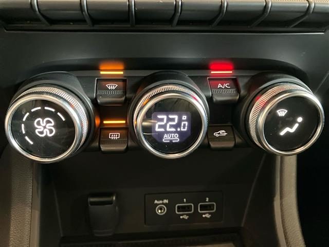 RENAULT Captur usata, con Hill holder