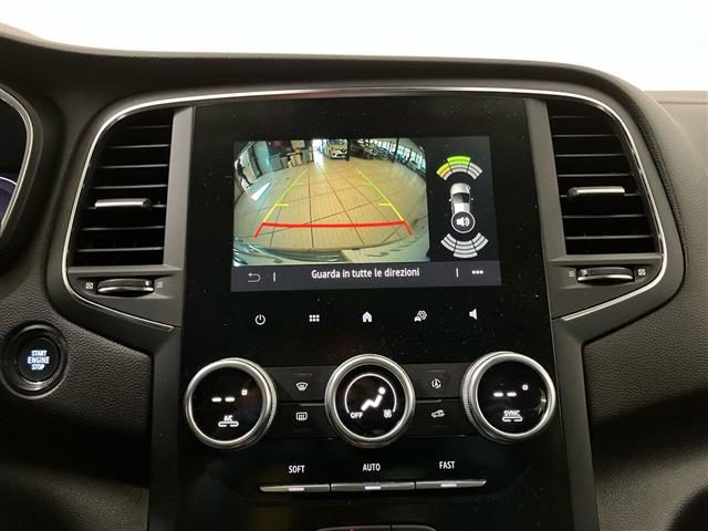 RENAULT Megane usata, con Sensori di parcheggio posteriori