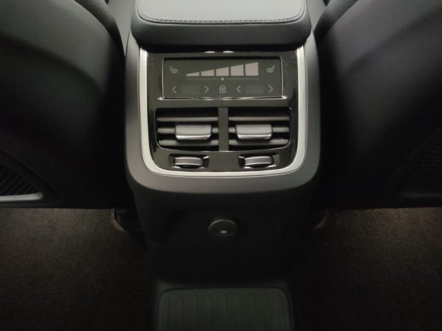 VOLVO XC90 usata, con Tettuccio apribile