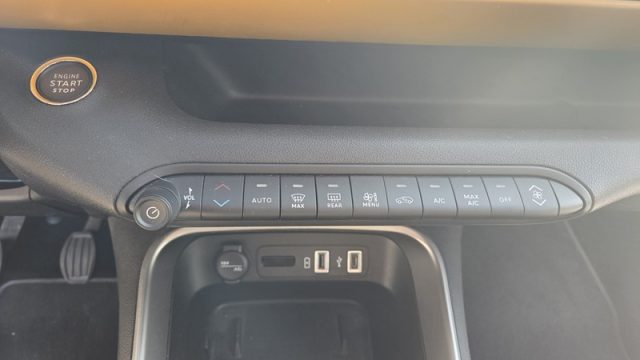 JEEP Avenger usata, con Touch screen