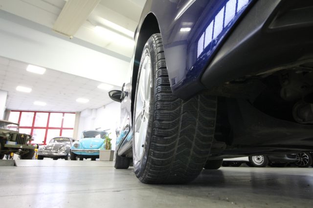 VOLKSWAGEN Golf usata, con Luci diurne LED