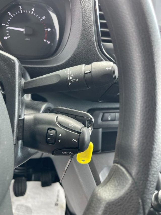 OPEL Vivaro usata, con Cruise Control