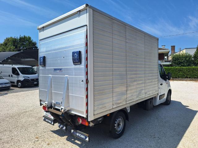 RENAULT Master usata, con Alzacristalli elettrici