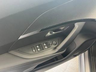 PEUGEOT 2008 usata 21