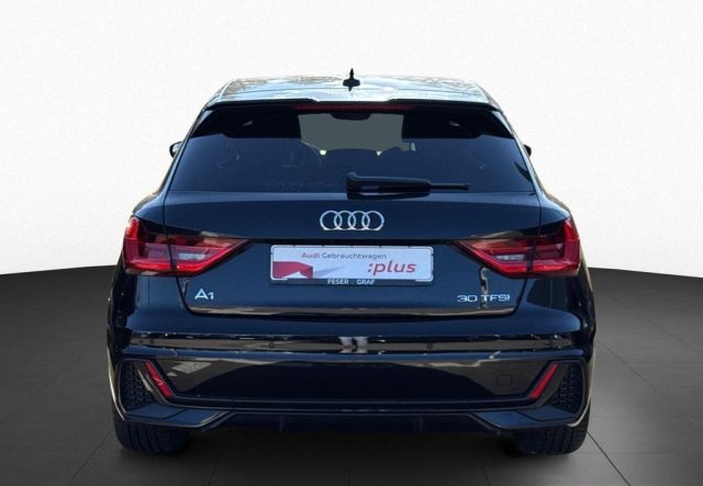 AUDI A1 usata, con Autoradio