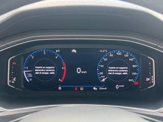 VOLKSWAGEN T-Roc usata, con Controllo trazione