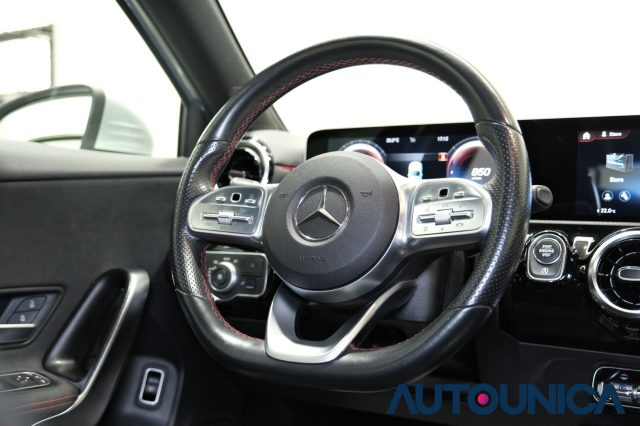 MERCEDES-BENZ A 180 usata, con Freno di stazionamento elettrico