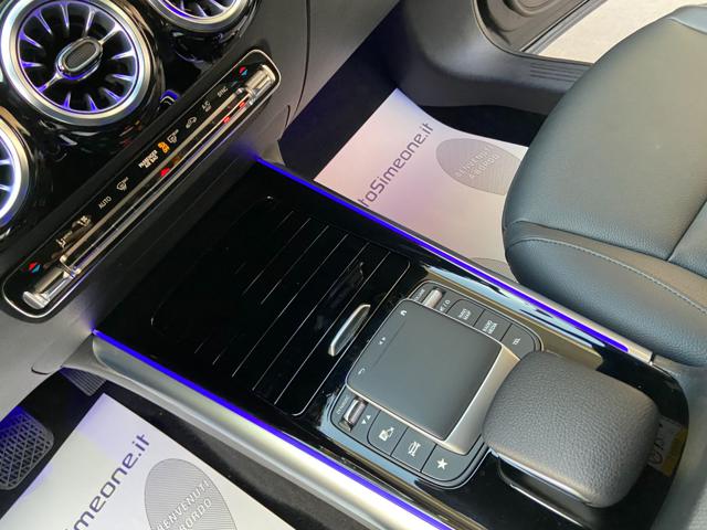 MERCEDES-BENZ GLA 200 usata, con Luci diurne LED