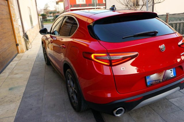 ALFA ROMEO Stelvio usata, con Autoradio