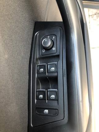 VOLKSWAGEN T-Roc usata, con Touch screen