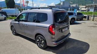 NISSAN Townstar usata, con Fendinebbia
