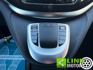 MERCEDES-BENZ V 220 usata, con Servosterzo