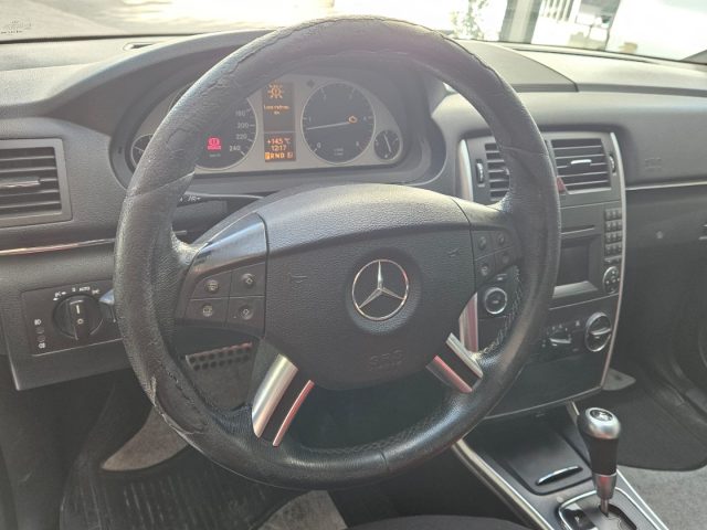 MERCEDES-BENZ B 180 usata, con Cerchi in lega