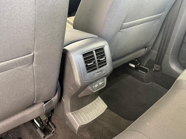 VOLKSWAGEN T-Roc usata, con Controllo trazione