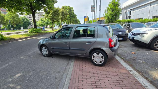 RENAULT Clio usata, con Alzacristalli elettrici