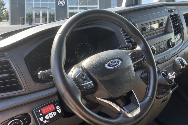 FORD Transit usata, con Autoradio digitale
