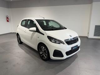 PEUGEOT 108 usata, con Airbag