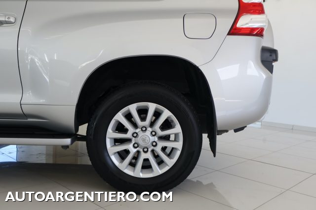 TOYOTA Land Cruiser usata, con Specchietti laterali elettrici