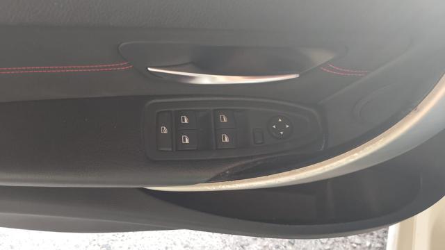 BMW 320 usata, con Bluetooth