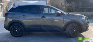 PEUGEOT 3008 usata, con Boardcomputer
