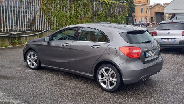 MERCEDES-BENZ A 180 usata, con Autoradio