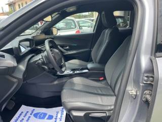 PEUGEOT 2008 usata, con Boardcomputer