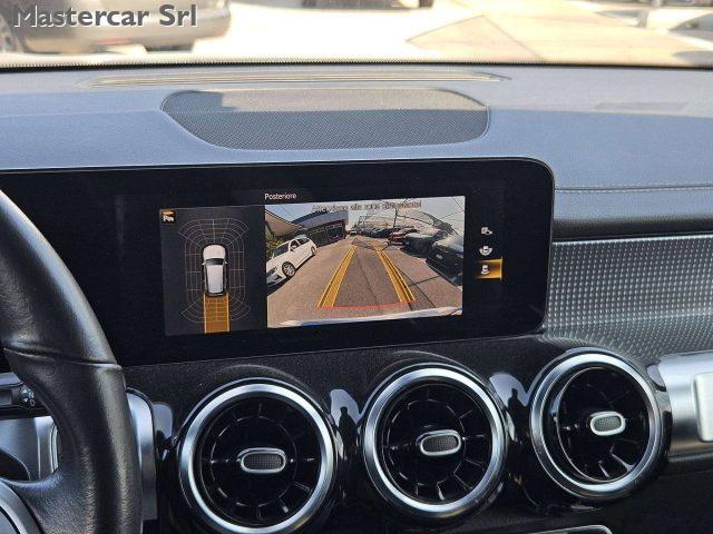 MERCEDES-BENZ GLB 200 usata, con Sedili riscaldati