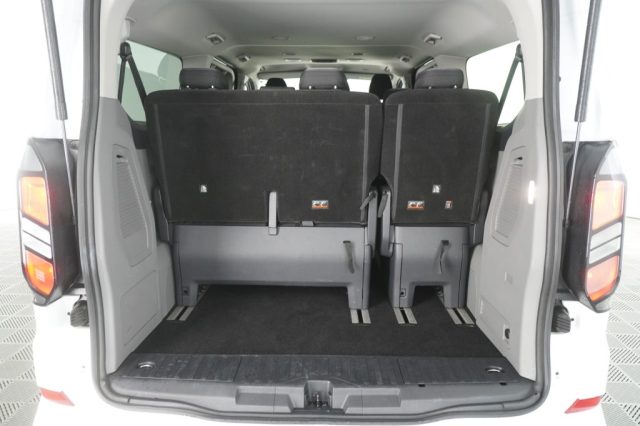 FORD Tourneo Custom usata 12