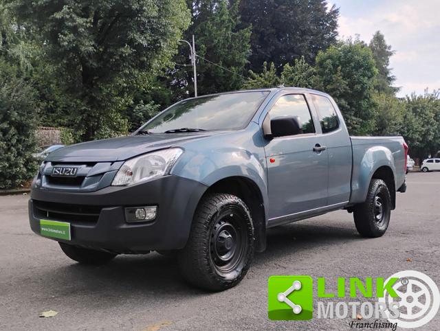 ISUZU D-Max usata, con Fendinebbia