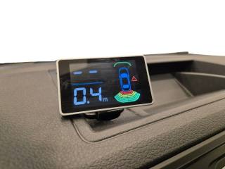VOLKSWAGEN Caravelle usata, con USB
