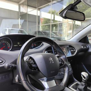 PEUGEOT 308 usata, con Climatizzatore