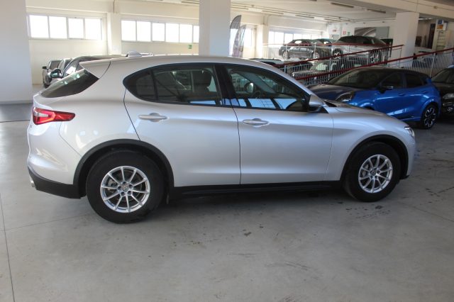 ALFA ROMEO Stelvio usata, con Autoradio