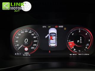 VOLVO XC40 usata 13
