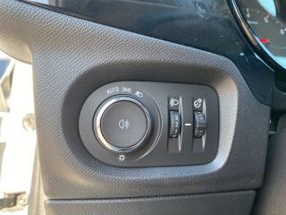 OPEL Corsa usata, con Touch screen