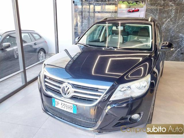 VOLKSWAGEN Tiguan usata, con Airbag laterali