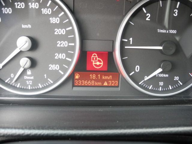 BMW 320 usata, con Volante in pelle