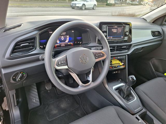VOLKSWAGEN T-Roc usata, con Autoradio