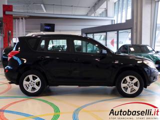 TOYOTA RAV 4 usata, con Specchietti laterali elettrici