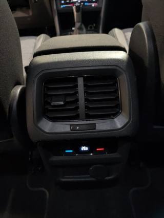 VOLKSWAGEN Tiguan usata, con Autoradio