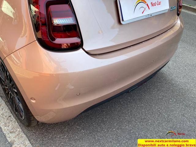 FIAT 500e usata, con Isofix