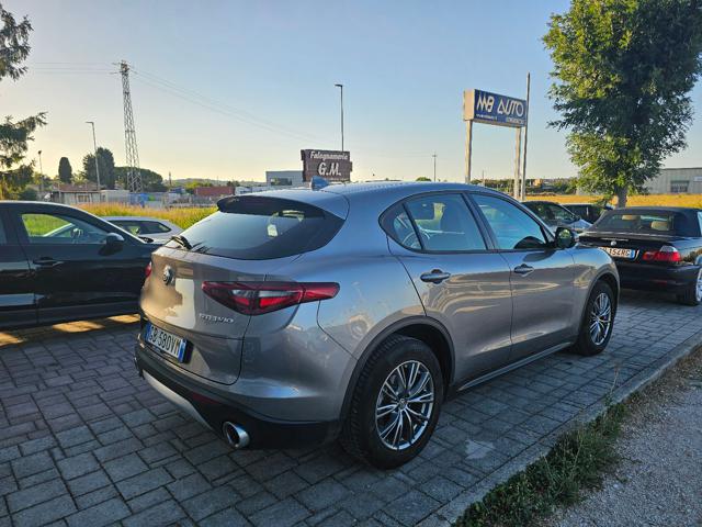 ALFA ROMEO Stelvio usata, con Alzacristalli elettrici