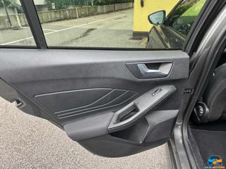 FORD Focus usata, con Park Distance Control