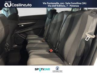 PEUGEOT 5008 usata, con Climatizzatore