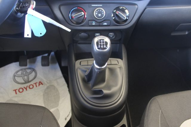 HYUNDAI i10 usata, con Sensore di luce