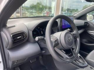 TOYOTA Yaris usata, con Sistema di navigazione