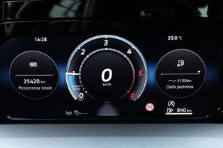 VOLKSWAGEN Golf usata, con Boardcomputer